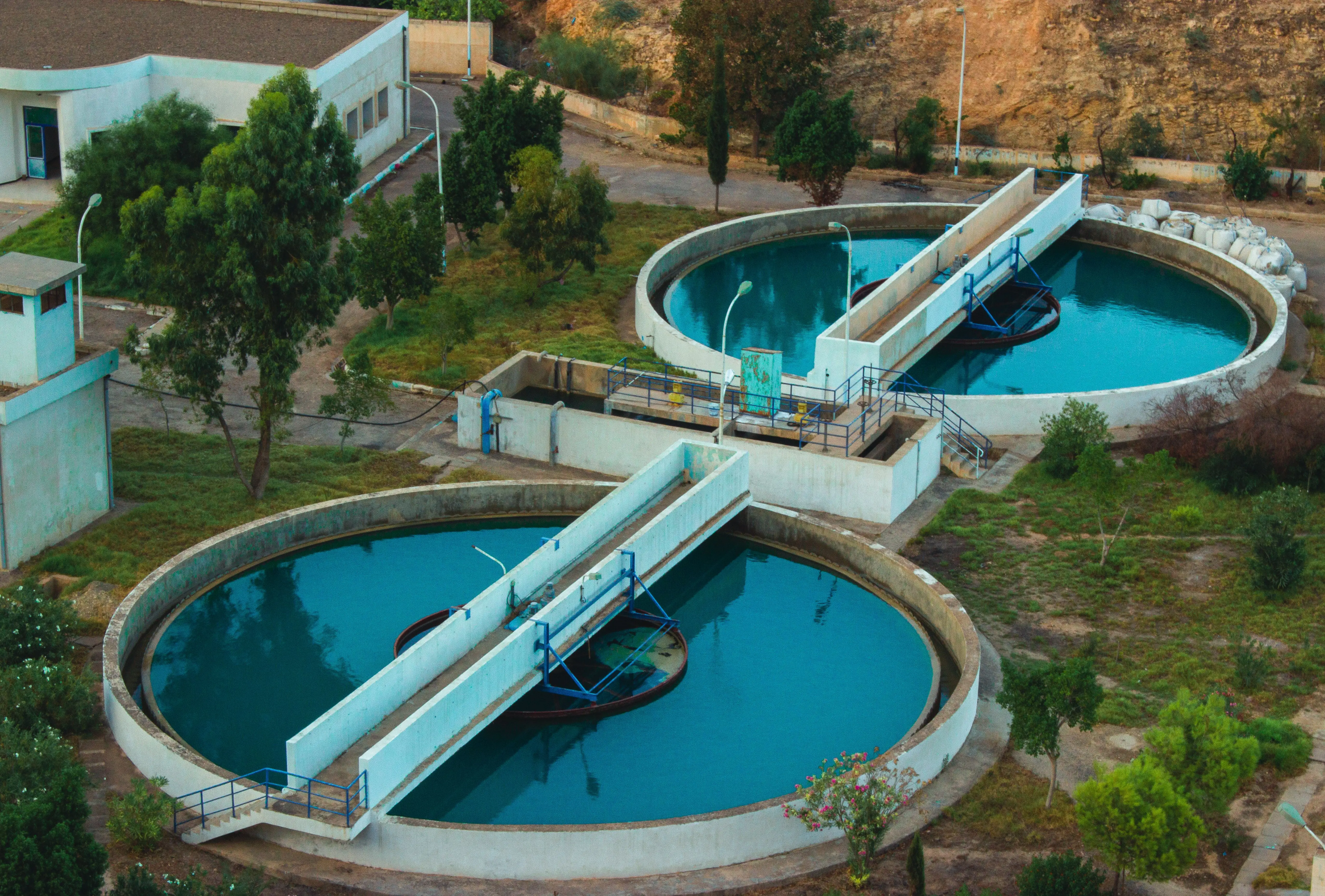 Packaged wastewater treatment plant unit